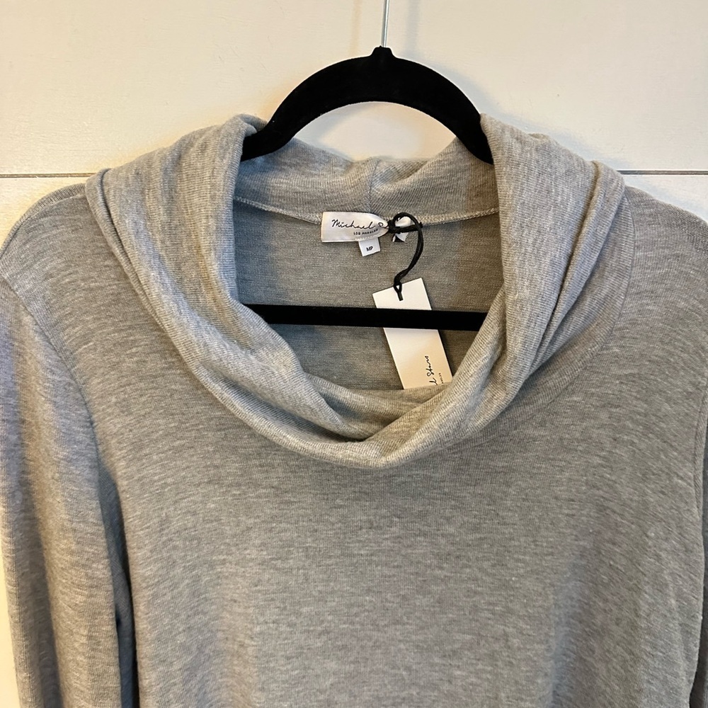 Nwt Mp Michael Stars Madison Gray Women Cowl Brushed Neck Quiet Luxury Sweater — image 5 of 8